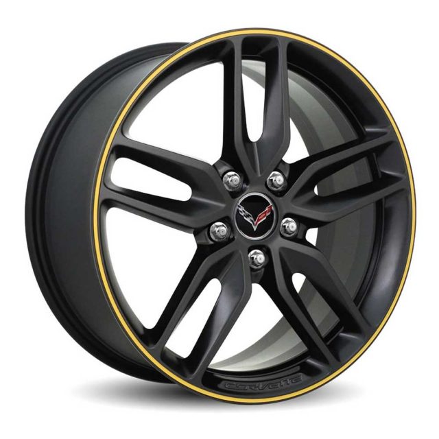 GM C7 2014 Z51 Corvette Stingray Wheels - Black with Yellow Pinstripe