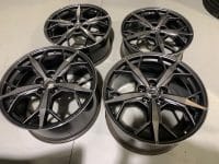 Pre Owned GM C8 Corvette Stingray Trident Wheel Set - Spectra Gray Machined Face