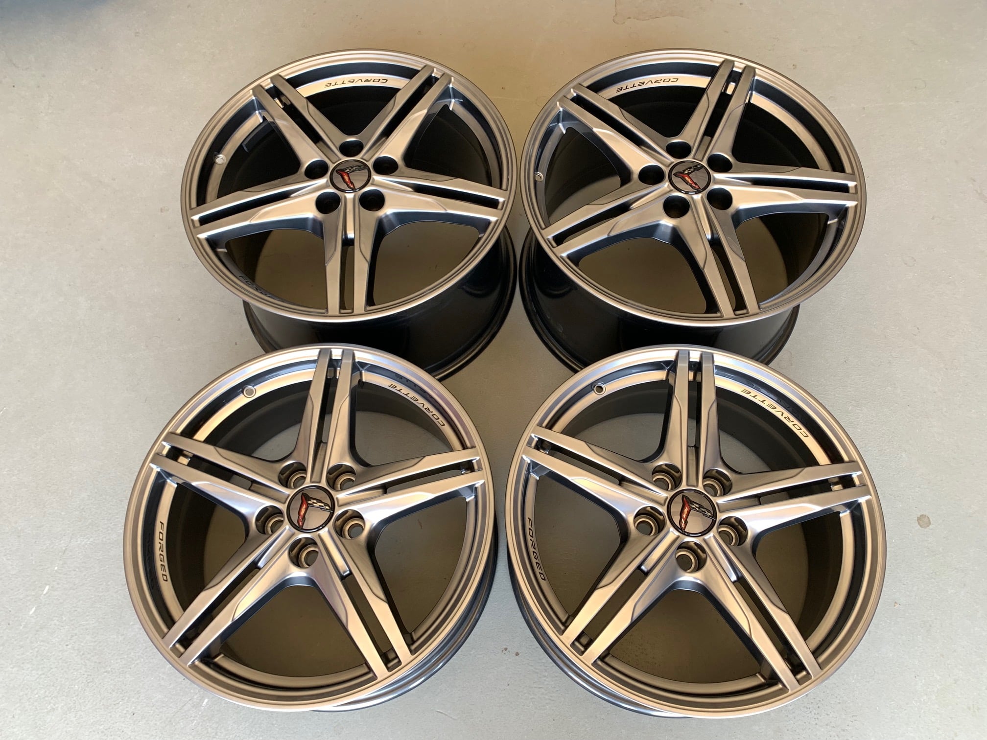 Pre Owned 2026 GM C8 Corvette Stingray Wheel Set - Sterling Silver - Image 6