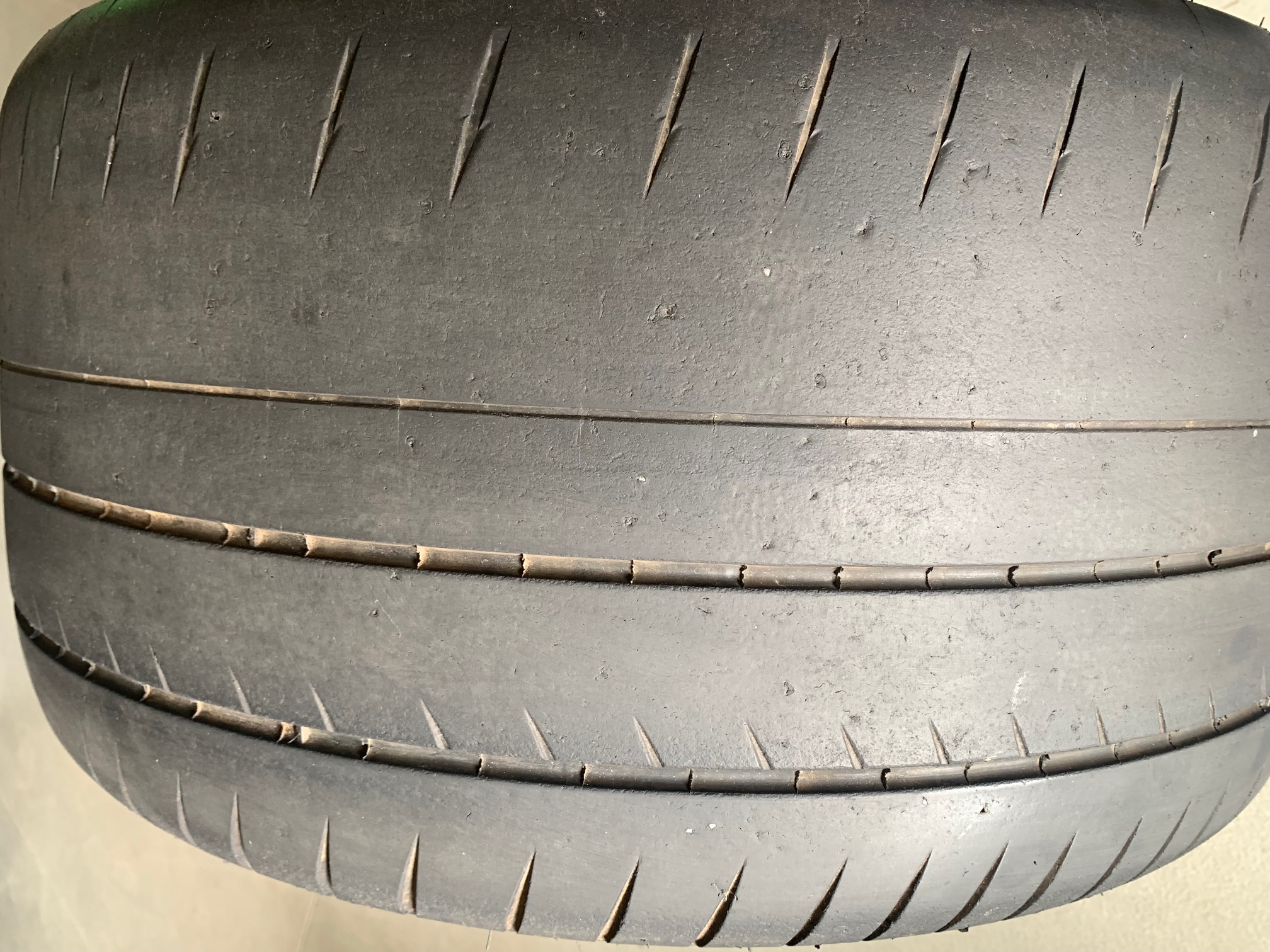 Pre Owned GM C7 Corvette ZR1 Wheel & Michelin Tire Pkg - Chrome - Image 4