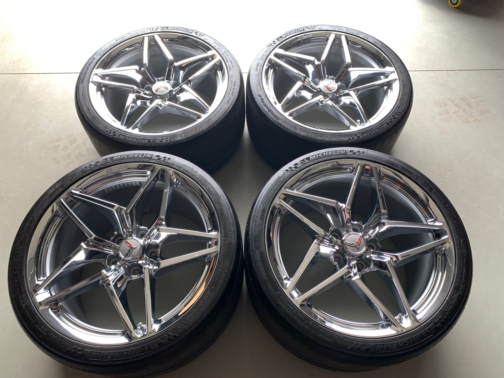 Pre Owned GM C7 Corvette ZR1 Wheel & Michelin Tire Pkg - Chrome