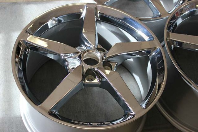 GM C7 2014 Corvette Stingray Wheels Close up Inspection