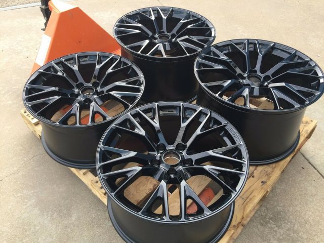 GM C7 Z06 Gloss Black Corvette Wheel Set - Angle View