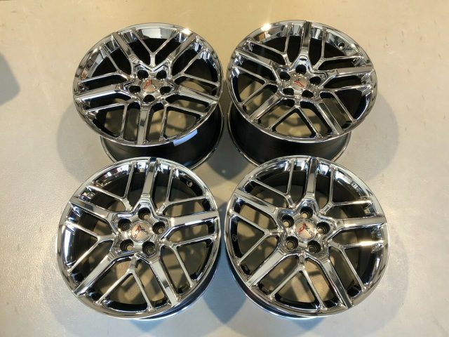 GT Stingray C8 Chrome Corvette Wheel Set - Front View